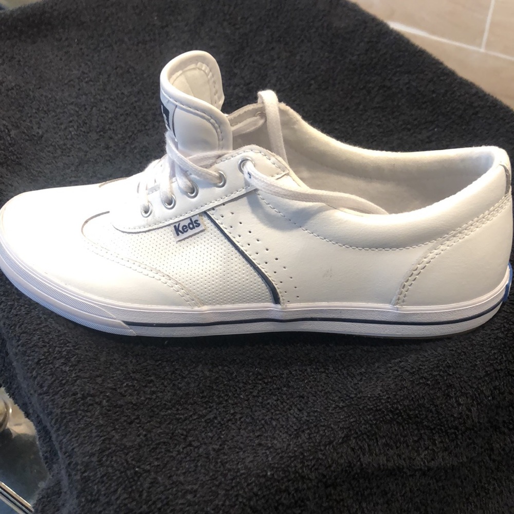 Women’s US size 9 brand new Keds. Never been worn. - Picture 11 of 11
